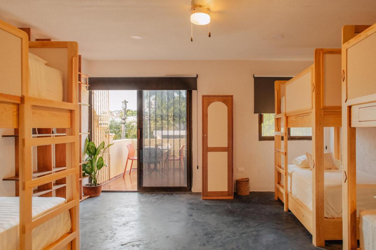 Casa Encuentro De Joaquin Garcia Hostel Merida Luaran gambar