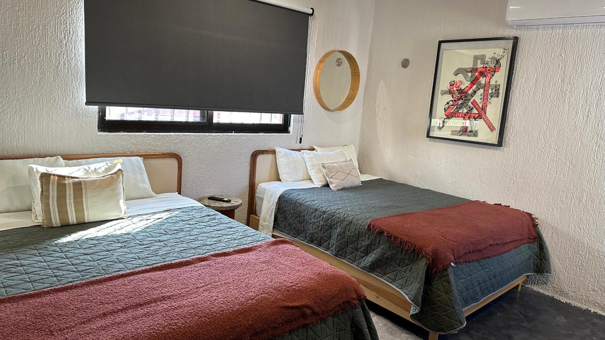 Casa Encuentro De Joaquin Garcia Hostel Merida Luaran gambar