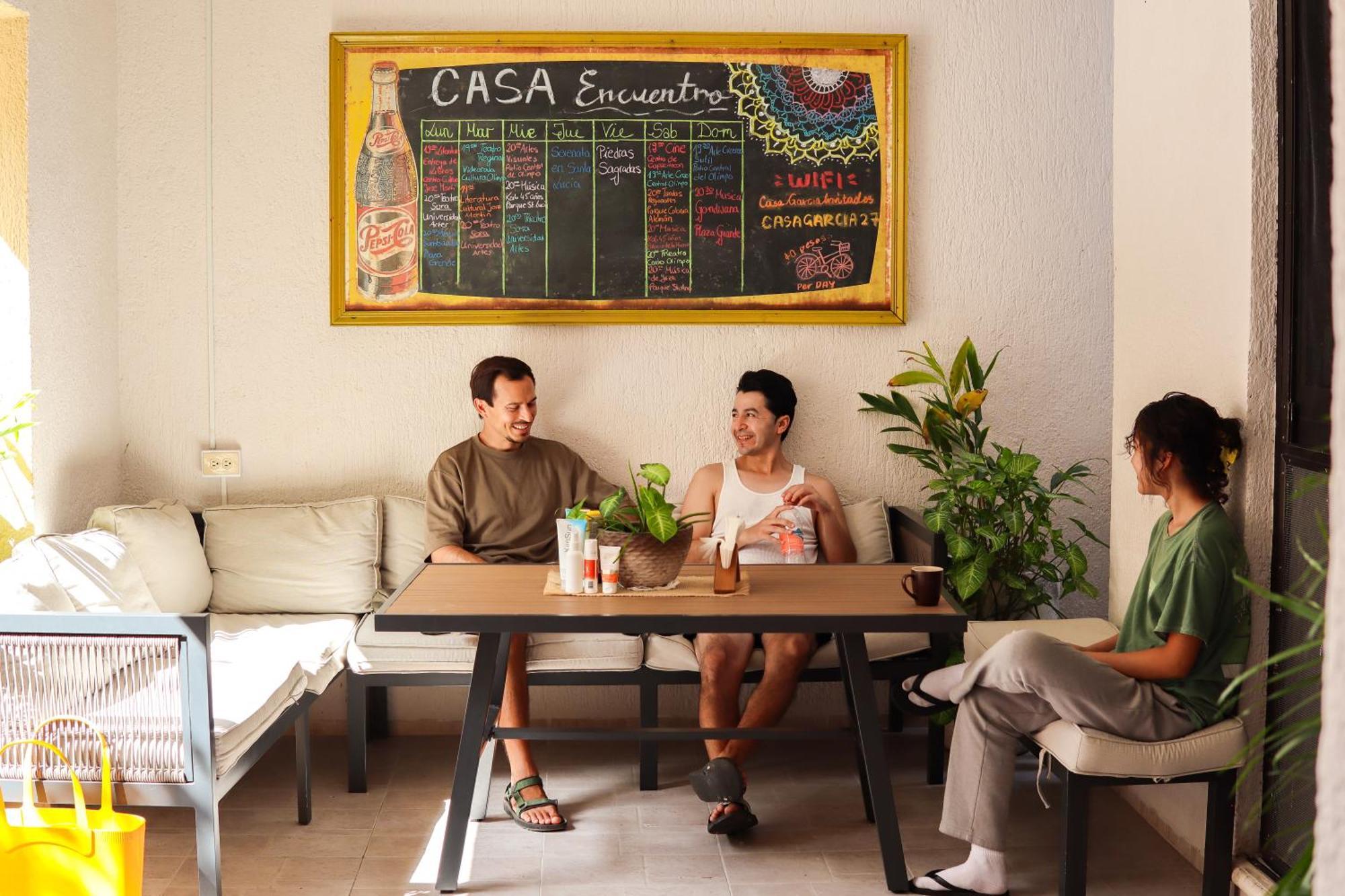 Casa Encuentro De Joaquin Garcia Hostel Merida Luaran gambar