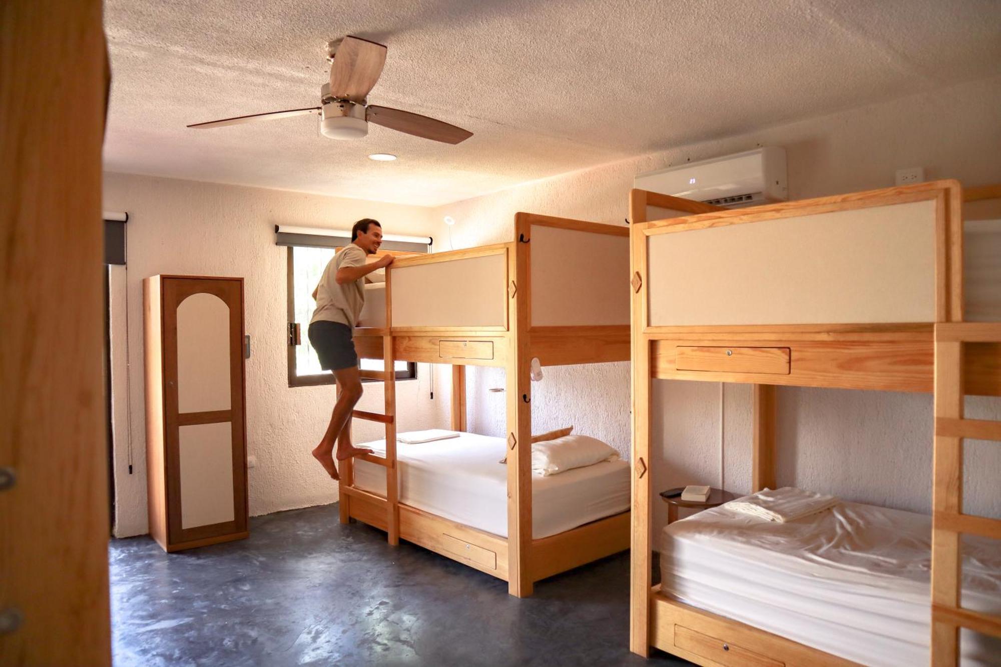 Casa Encuentro De Joaquin Garcia Hostel Merida Luaran gambar